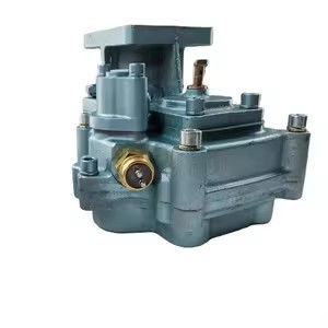 ناقل السرعة 10JS140 10JSD160 12JS240 ناقل HOWO HW19710 HW20716 وغيرها من ملحقات ناقل السرعة